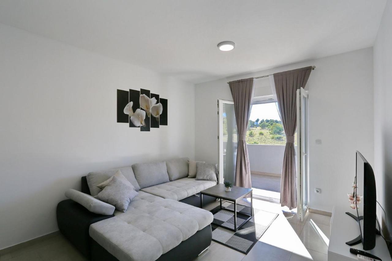 ויר Apartments Lisac מראה חיצוני תמונה