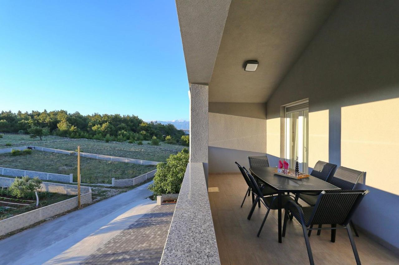 ויר Apartments Lisac מראה חיצוני תמונה