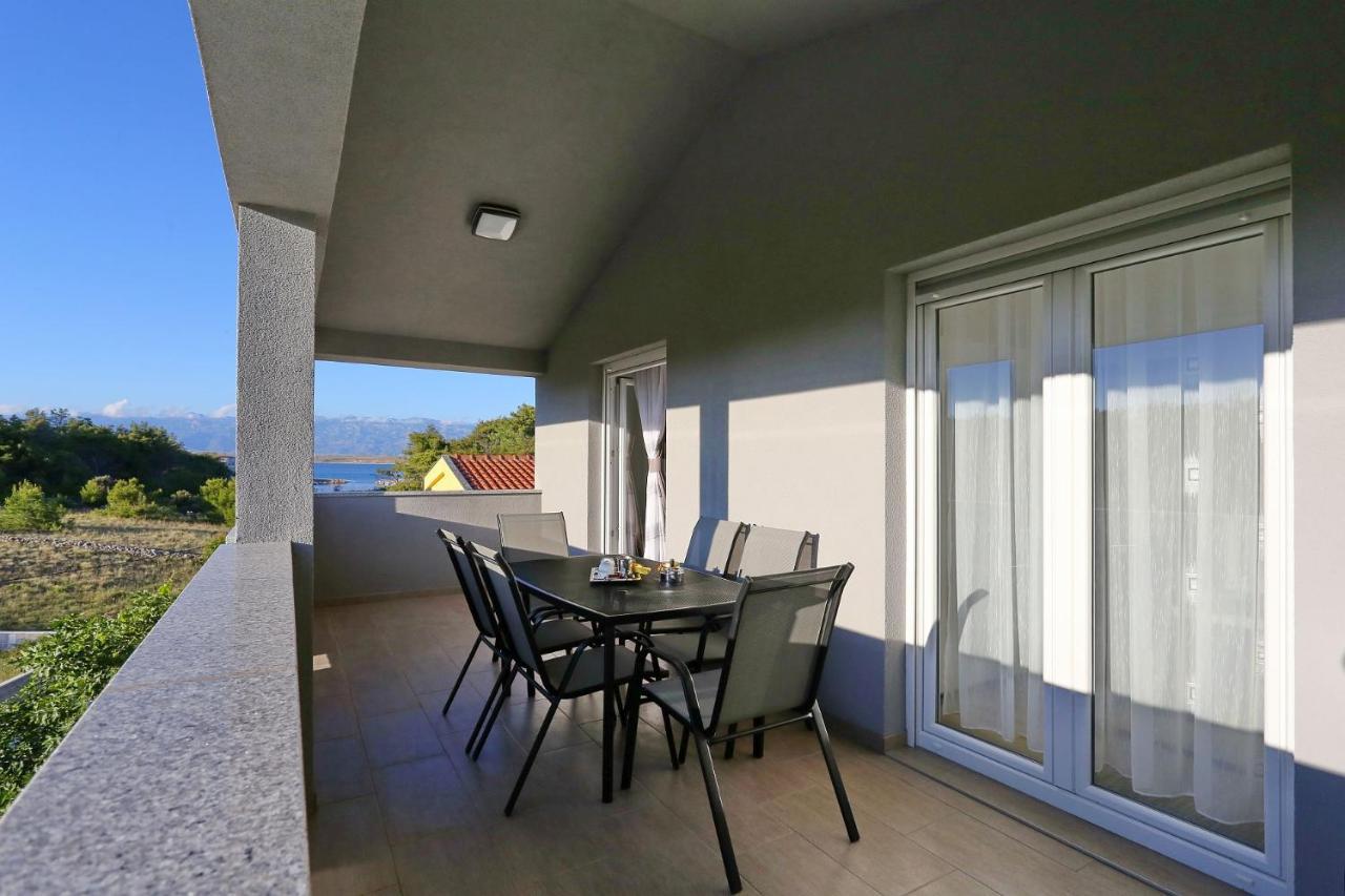 ויר Apartments Lisac מראה חיצוני תמונה