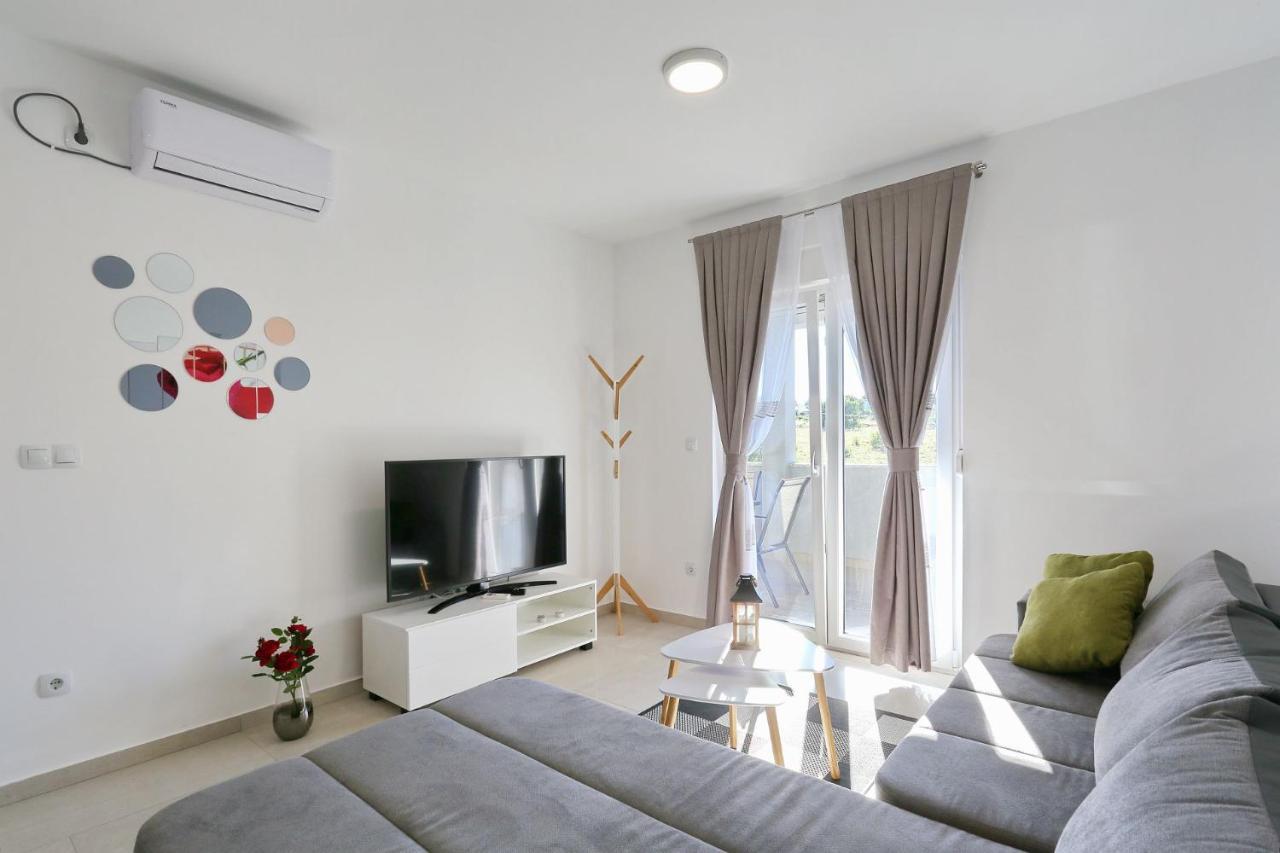 ויר Apartments Lisac מראה חיצוני תמונה