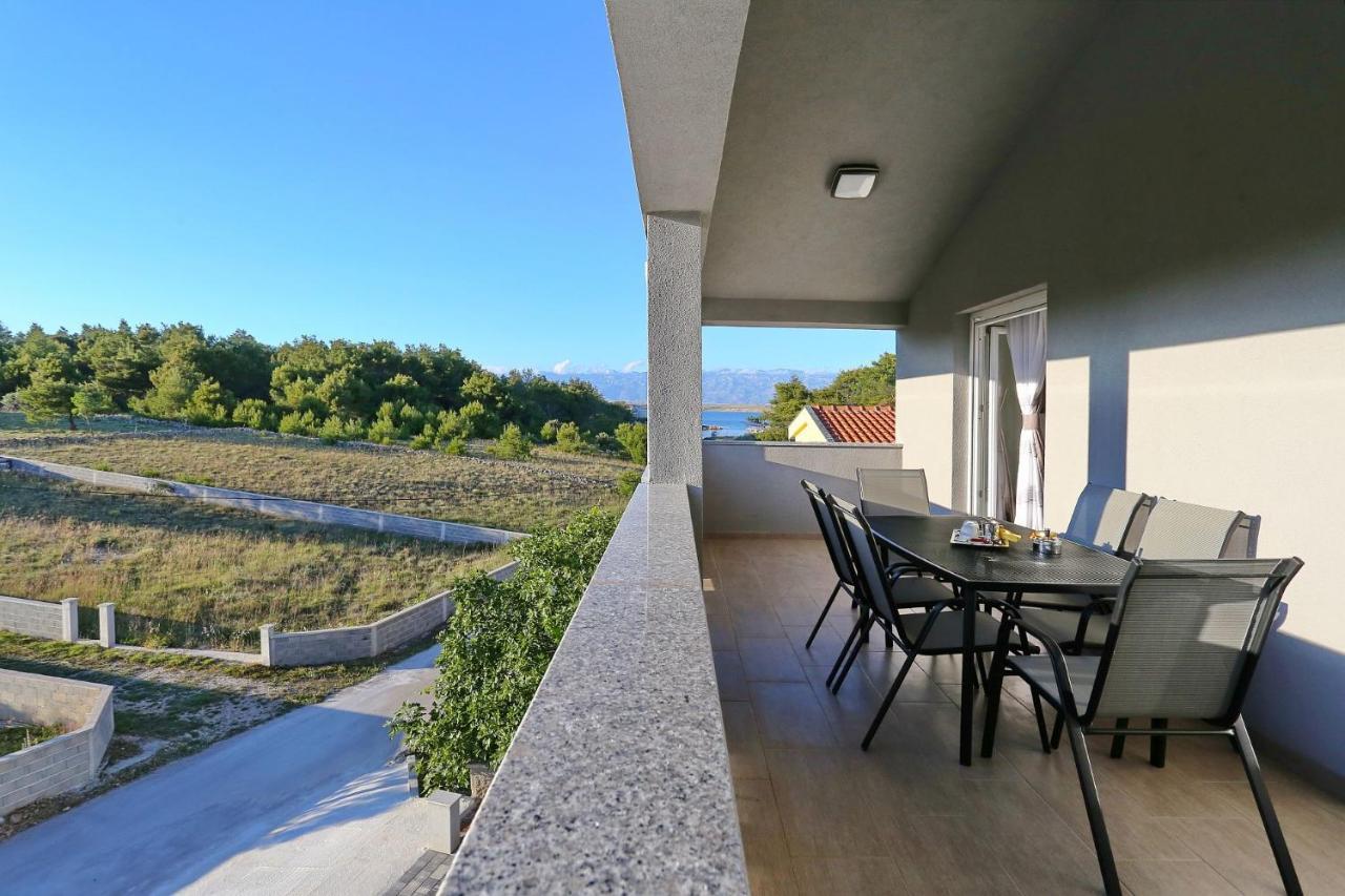 ויר Apartments Lisac מראה חיצוני תמונה