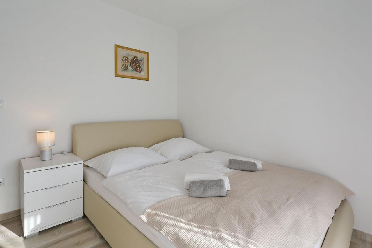 ויר Apartments Lisac מראה חיצוני תמונה