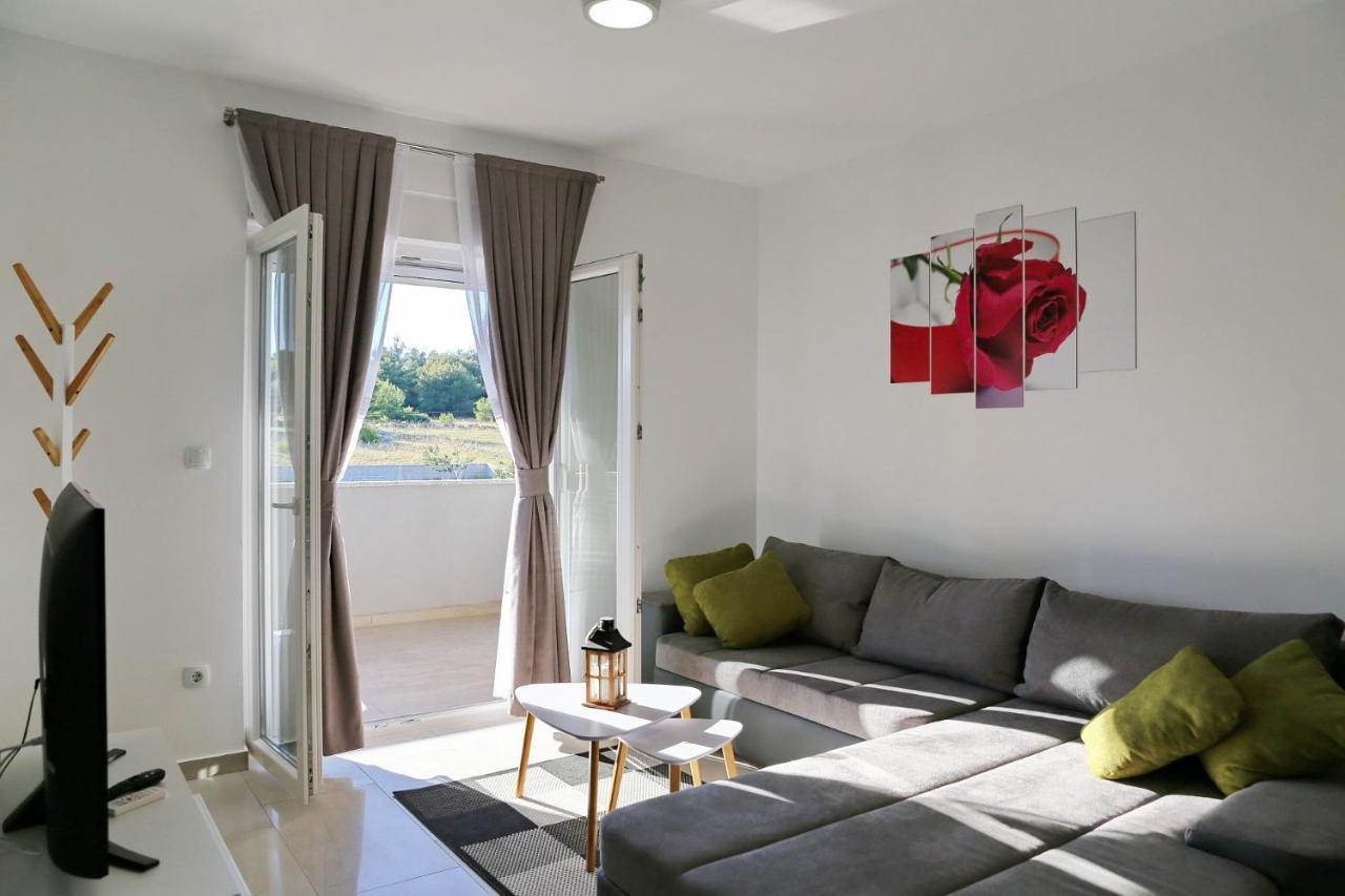 ויר Apartments Lisac מראה חיצוני תמונה